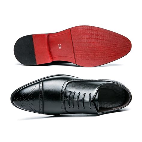 men's shoes with red bottoms